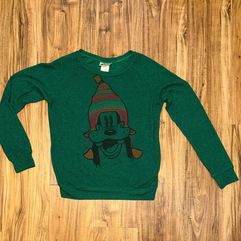 Disney Parks women’s medium sweater Green knit Goofy graphic WDW ladies holiday